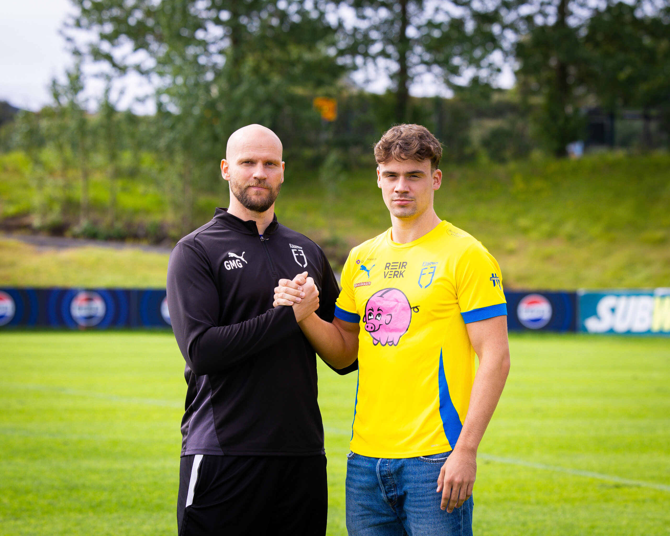 Viktor Andri Hafþórsson semur við Fjölni - Ungmennafélagið Fjölnir - fjolnir .is Viktor Andri Hafþórsson semur við Fjölni - Ungmennafélagið Fjölnir - fjolnir .is